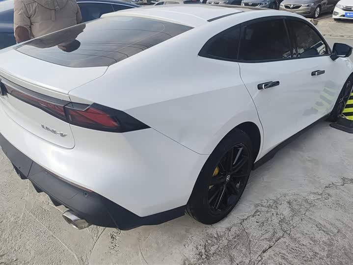 Фото 3 - Changan UNI-V