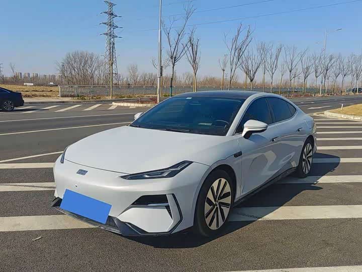 Фото 1 - Geely Galaxy E8