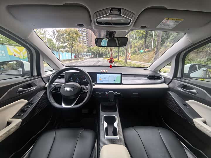 Фото 7 - Geely Geometry E Firefly