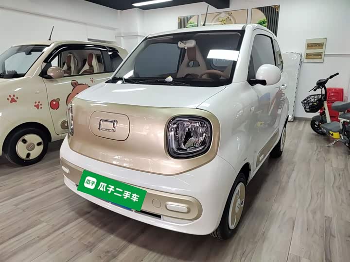 Фото 1 - Bestune Pony