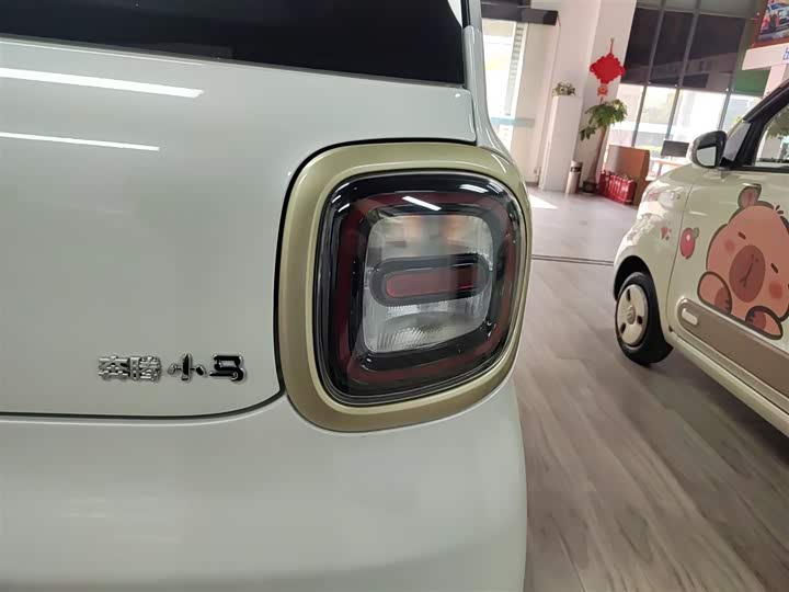 Фото 8 - Bestune Pony