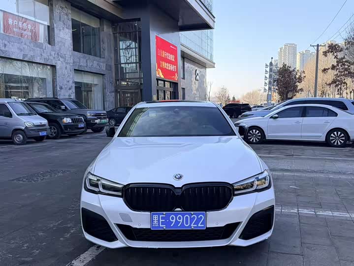 Фото 2 - BMW 5 Series