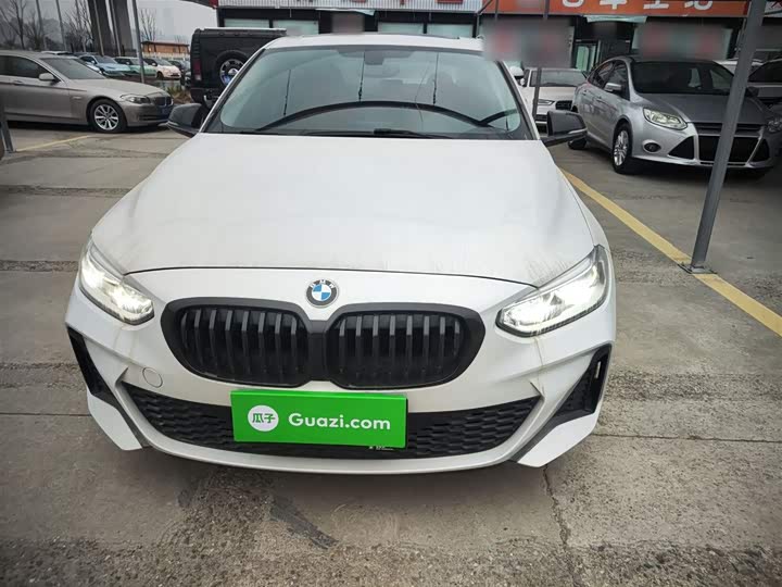 Фото 3 - BMW 1 Series