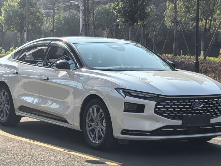 Фото 3 - Ford Mondeo