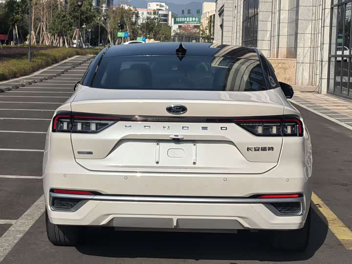 Фото 5 - Ford Mondeo