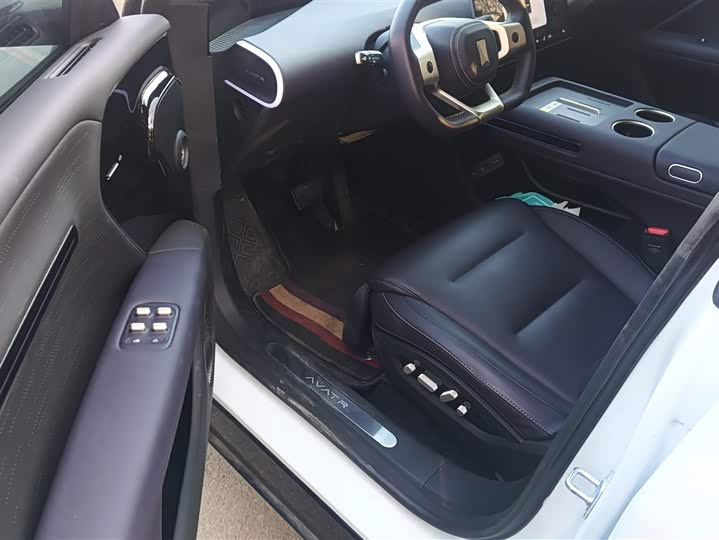 Фото 9 - Avatr 07