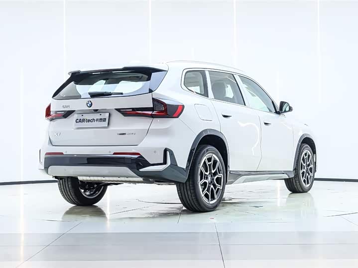 Фото 3 - BMW X1