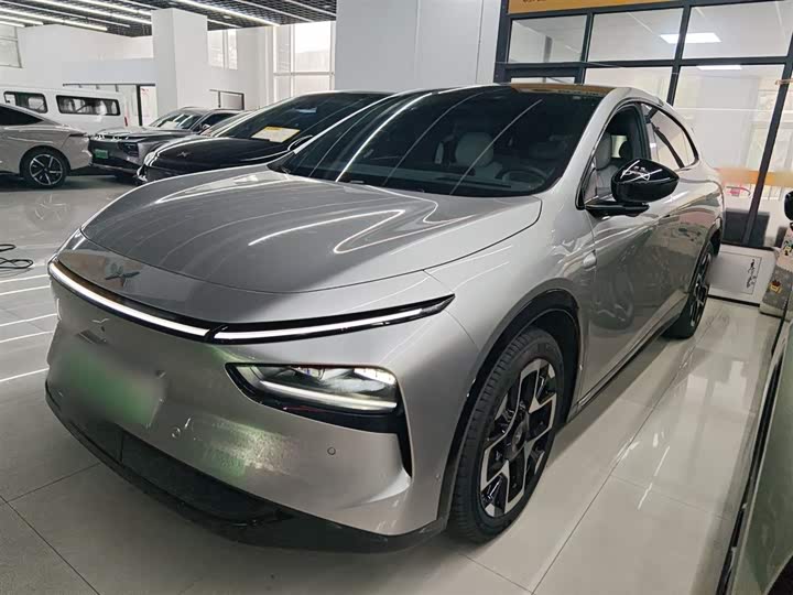 Фото 2 - XPeng G7