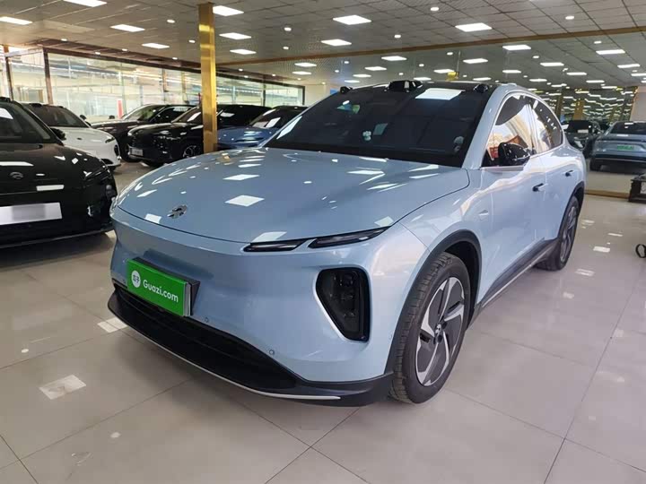 Фото 2 - Nio EC6