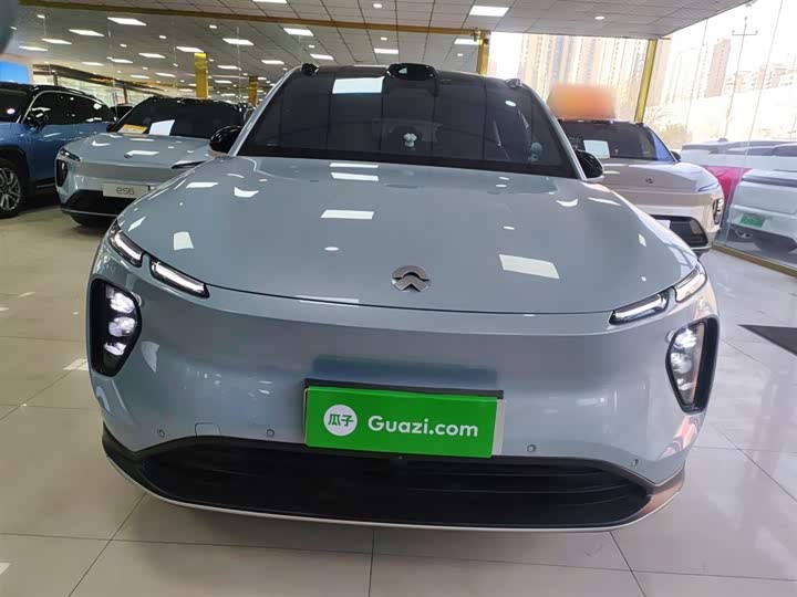 Фото 3 - Nio EC6