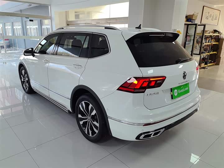 Фото 5 - Volkswagen Tiguan L Pro