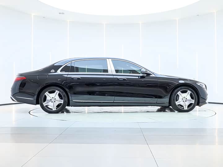 Фото 7 - Mercedes-Benz Maybach S-Class