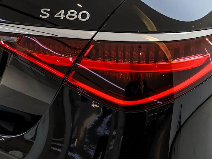 Фото 9 - Mercedes-Benz Maybach S-Class