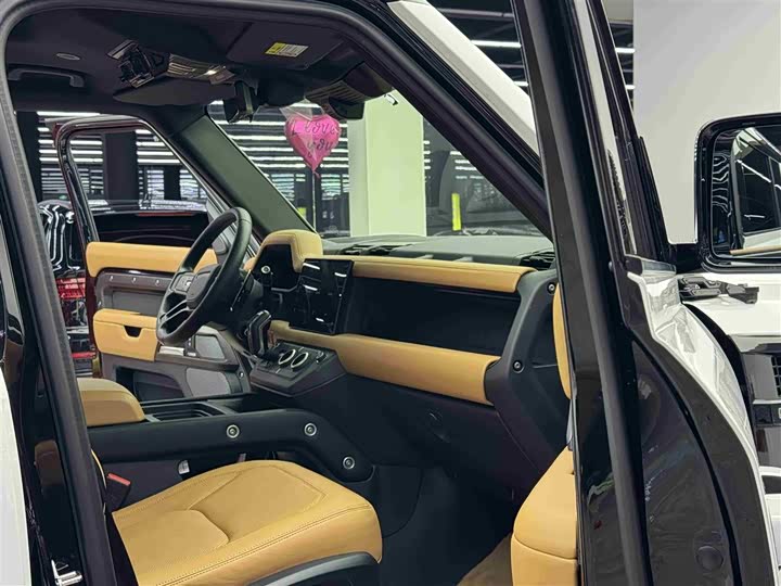 Фото 8 - Land Rover Defender