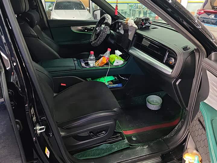 Фото 8 - GAC Trumpchi GS8