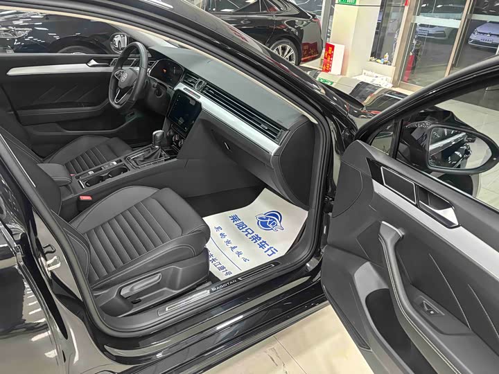 Фото 6 - Volkswagen Magotan