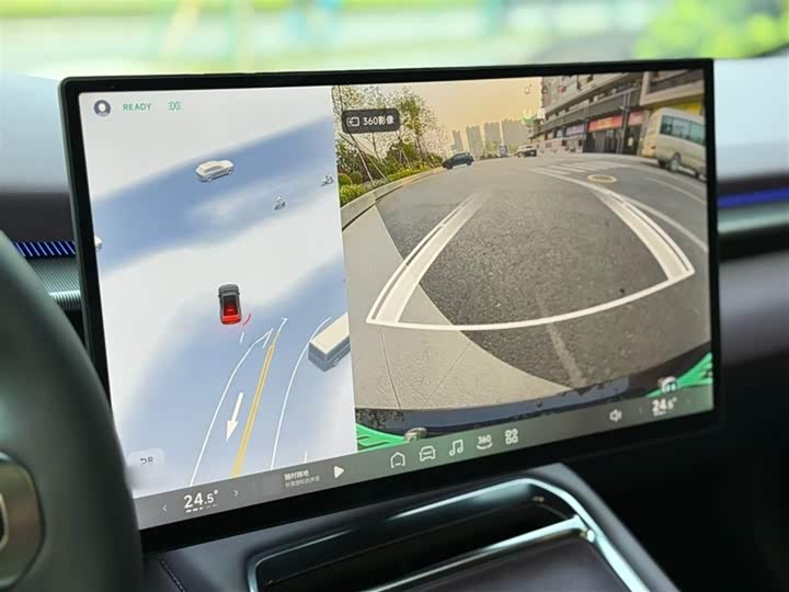 Фото 5 - XPeng P7