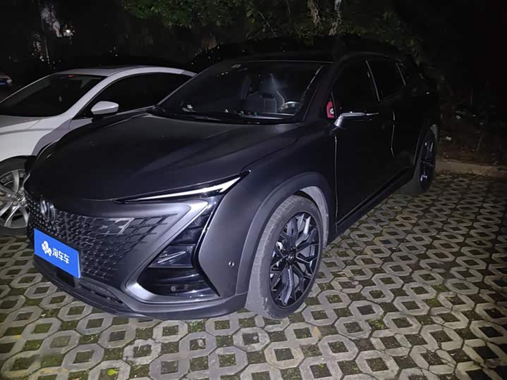 Фото 1 - Changan UNI-T