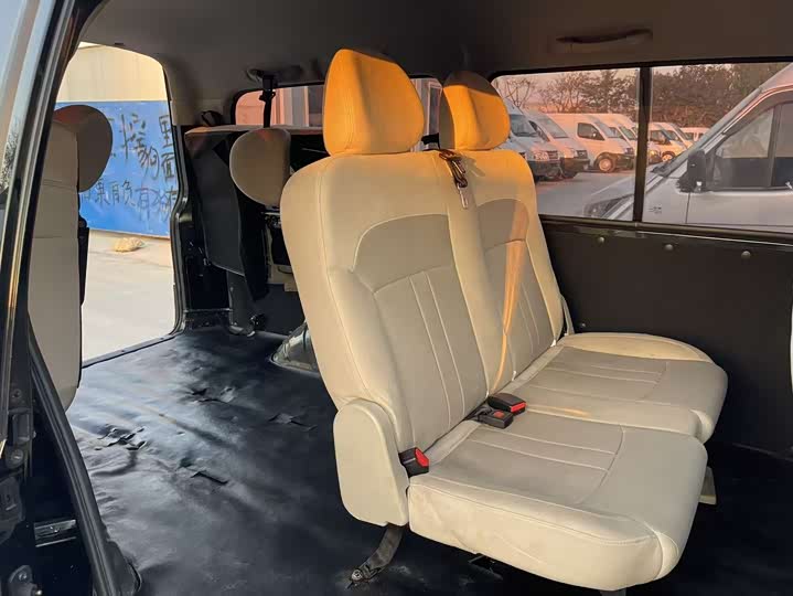 Фото 6 - Dongfeng Forthing Lingzhi M5