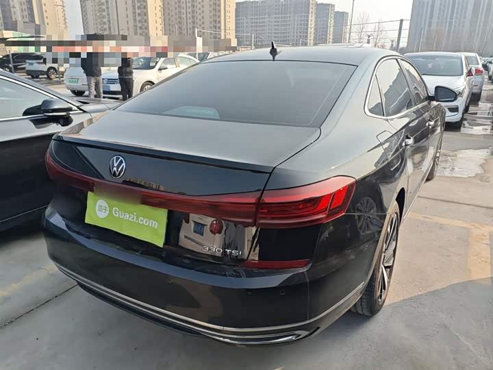 Фото 7 - Volkswagen Passat