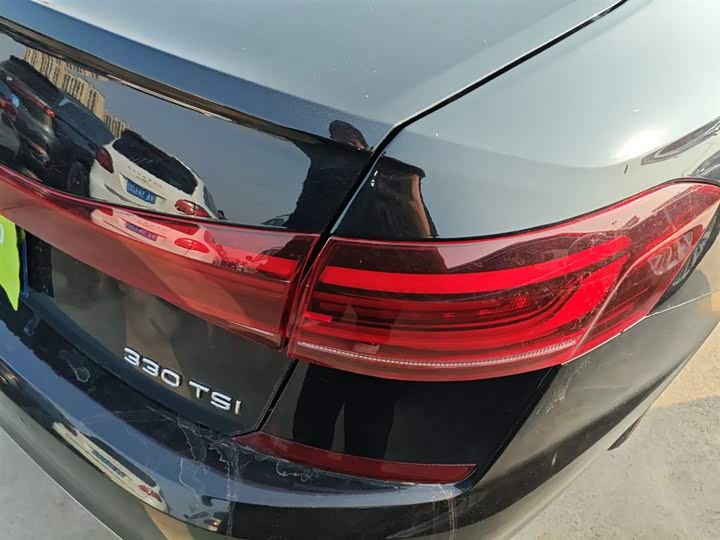 Фото 8 - Volkswagen Passat