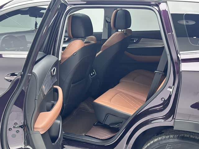 Фото 8 - Chery Tiggo 8 Plus