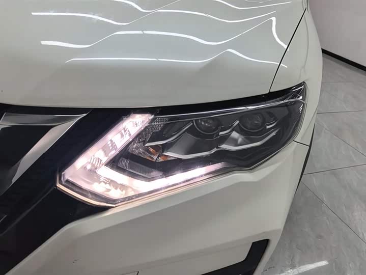 Фото 5 - Nissan X-Trail