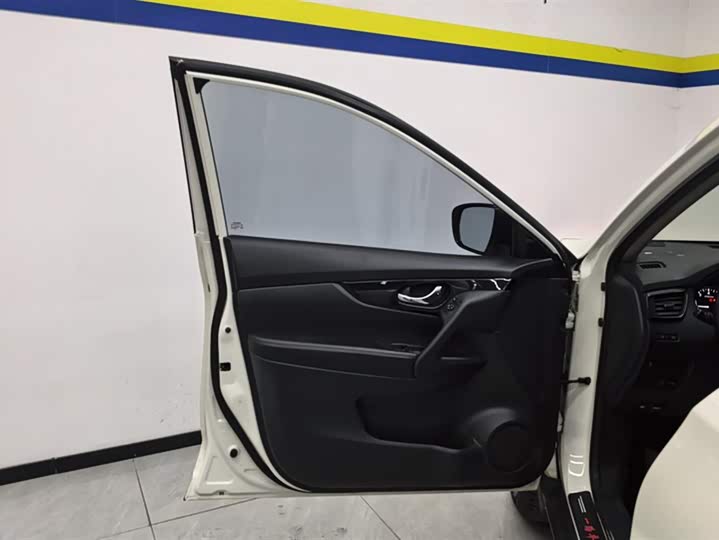 Фото 7 - Nissan X-Trail