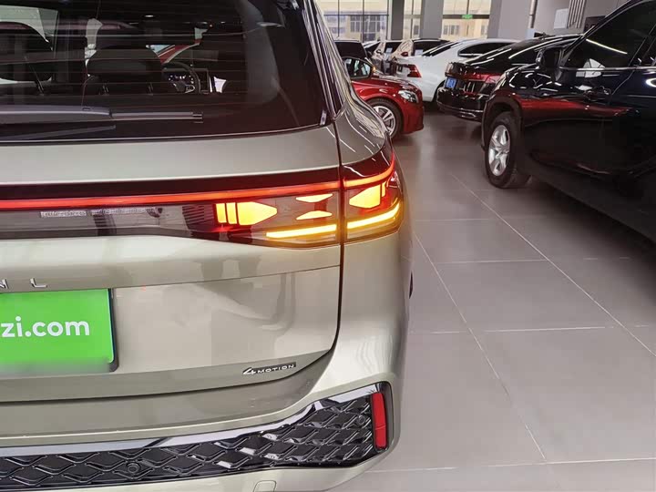 Фото 8 - Volkswagen Tayron