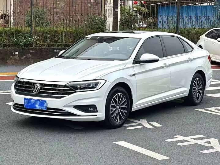 Фото 1 - Volkswagen Sagitar L