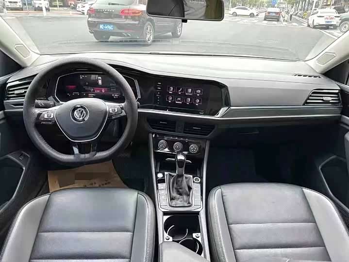 Фото 4 - Volkswagen Sagitar L