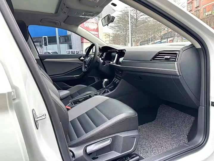 Фото 7 - Volkswagen Sagitar L