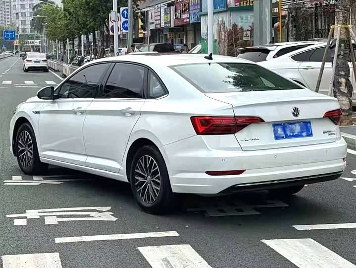 Фото 8 - Volkswagen Sagitar L