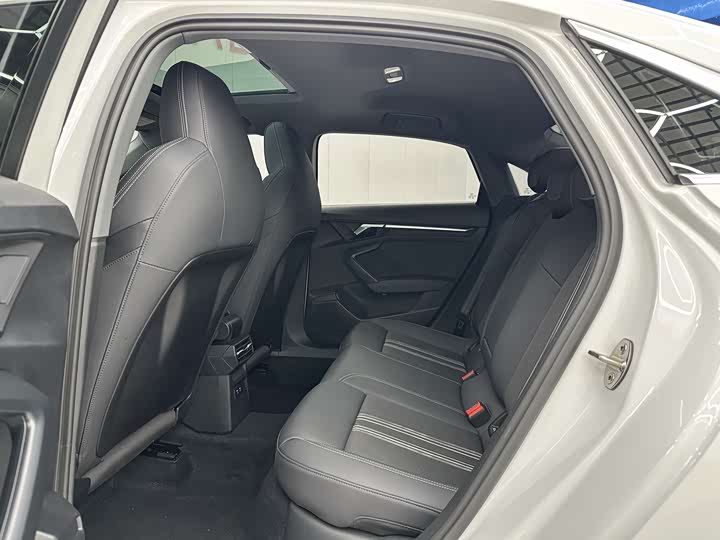 Фото 5 - Audi A3