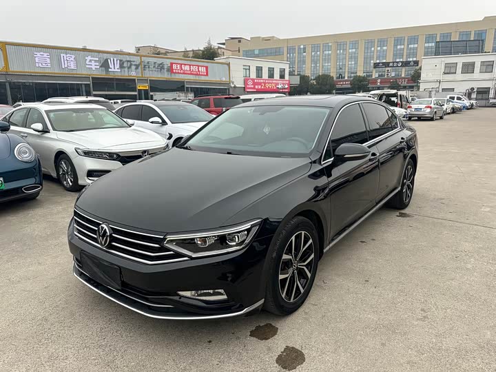 Фото 1 - Volkswagen Magotan