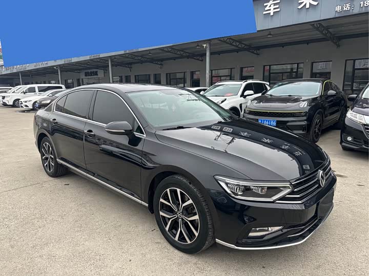 Фото 3 - Volkswagen Magotan