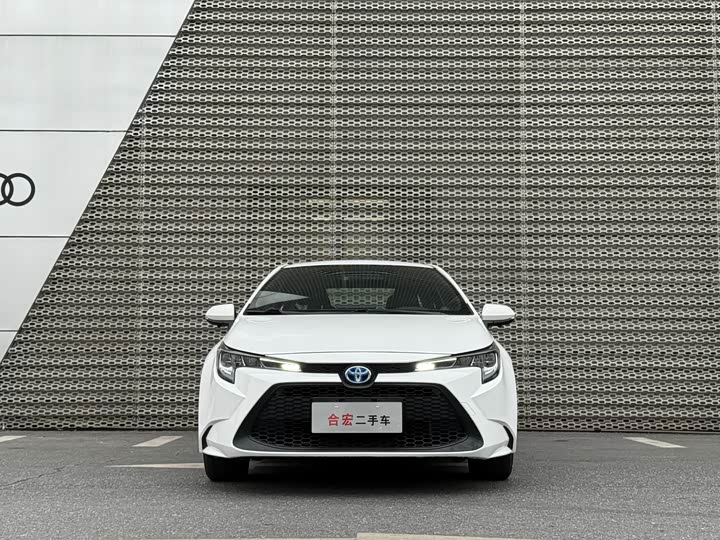 Фото 2 - Toyota Levin