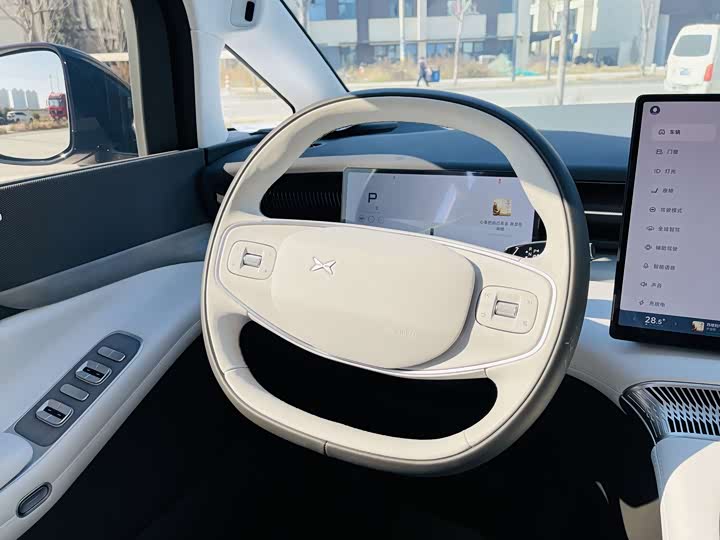 Фото 5 - XPeng X9