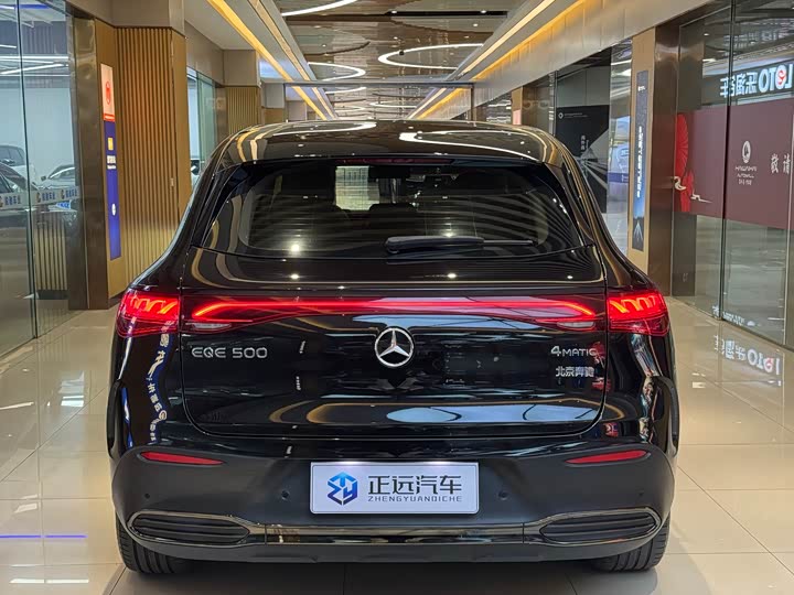 Фото 6 - Mercedes-Benz EQE SUV