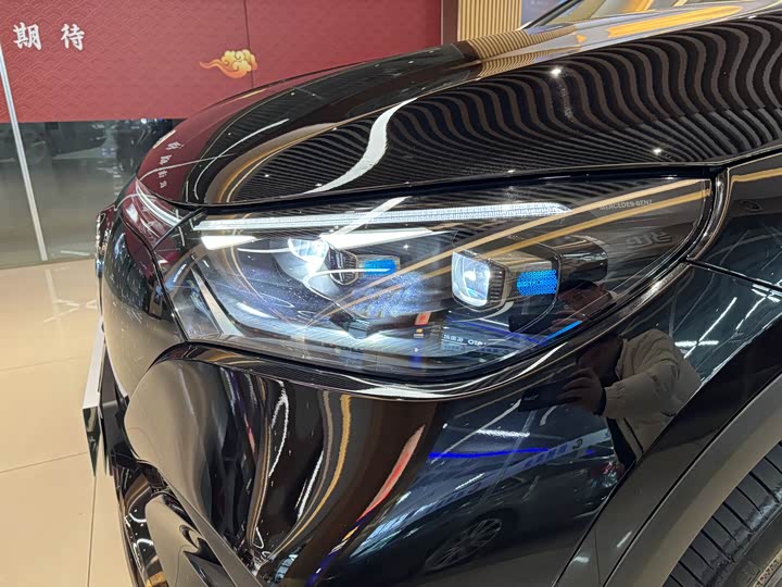 Фото 9 - Mercedes-Benz EQE SUV