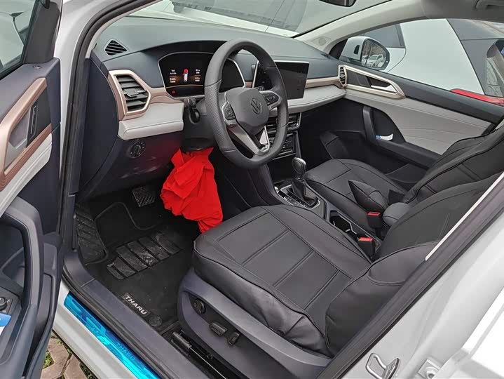 Фото 9 - Volkswagen Tharu