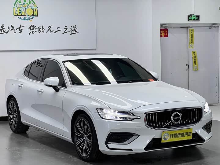 Фото 3 - Volvo S60
