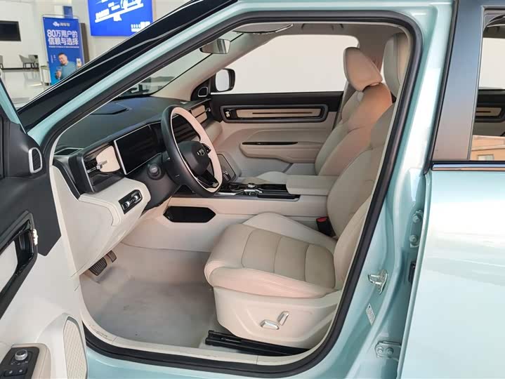 Фото 9 - Geely Icon