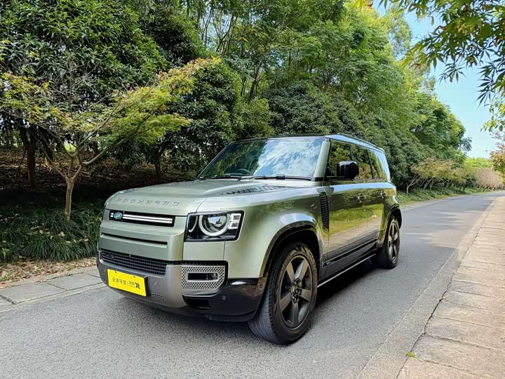 Фото 1 - Land Rover Defender