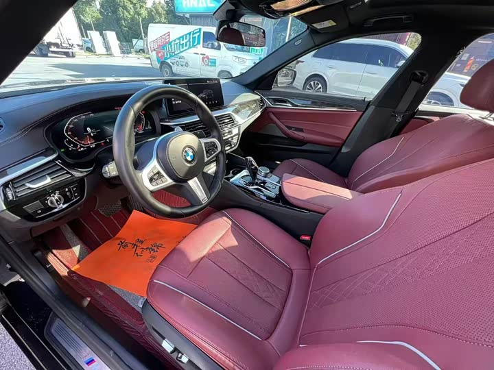 Фото 4 - BMW 5 Series