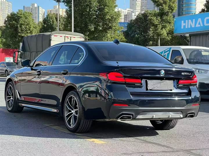 Фото 7 - BMW 5 Series