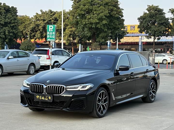 Фото 1 - BMW 5 Series