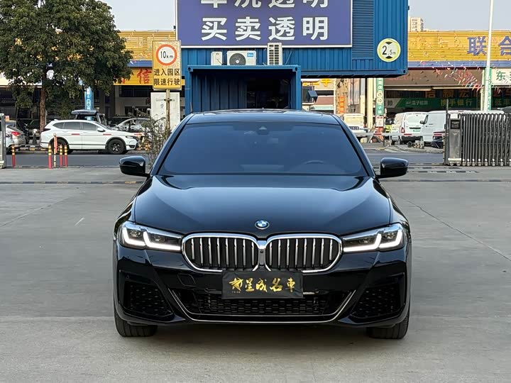 Фото 2 - BMW 5 Series