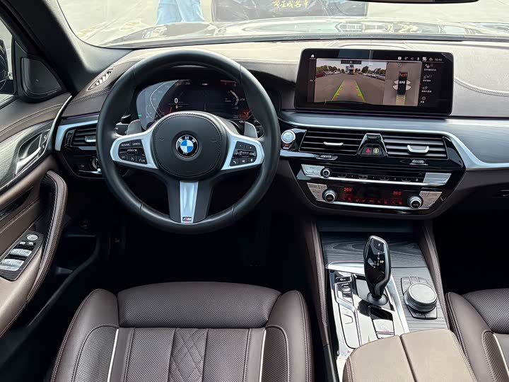 Фото 5 - BMW 5 Series