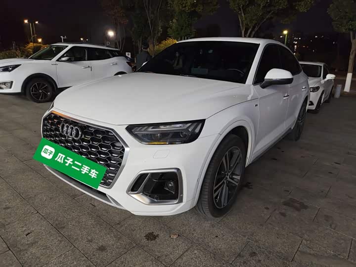 Фото 2 - Audi Q5L Sportback